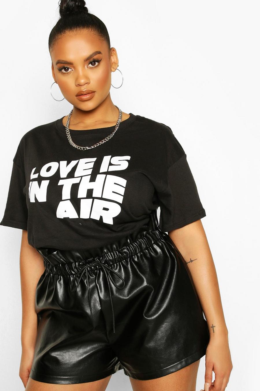 Camiseta con eslogan "Love Is In the Air" Plus image number 1