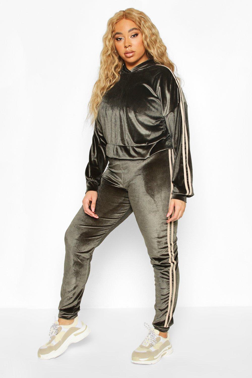 boohoo plus tracksuits