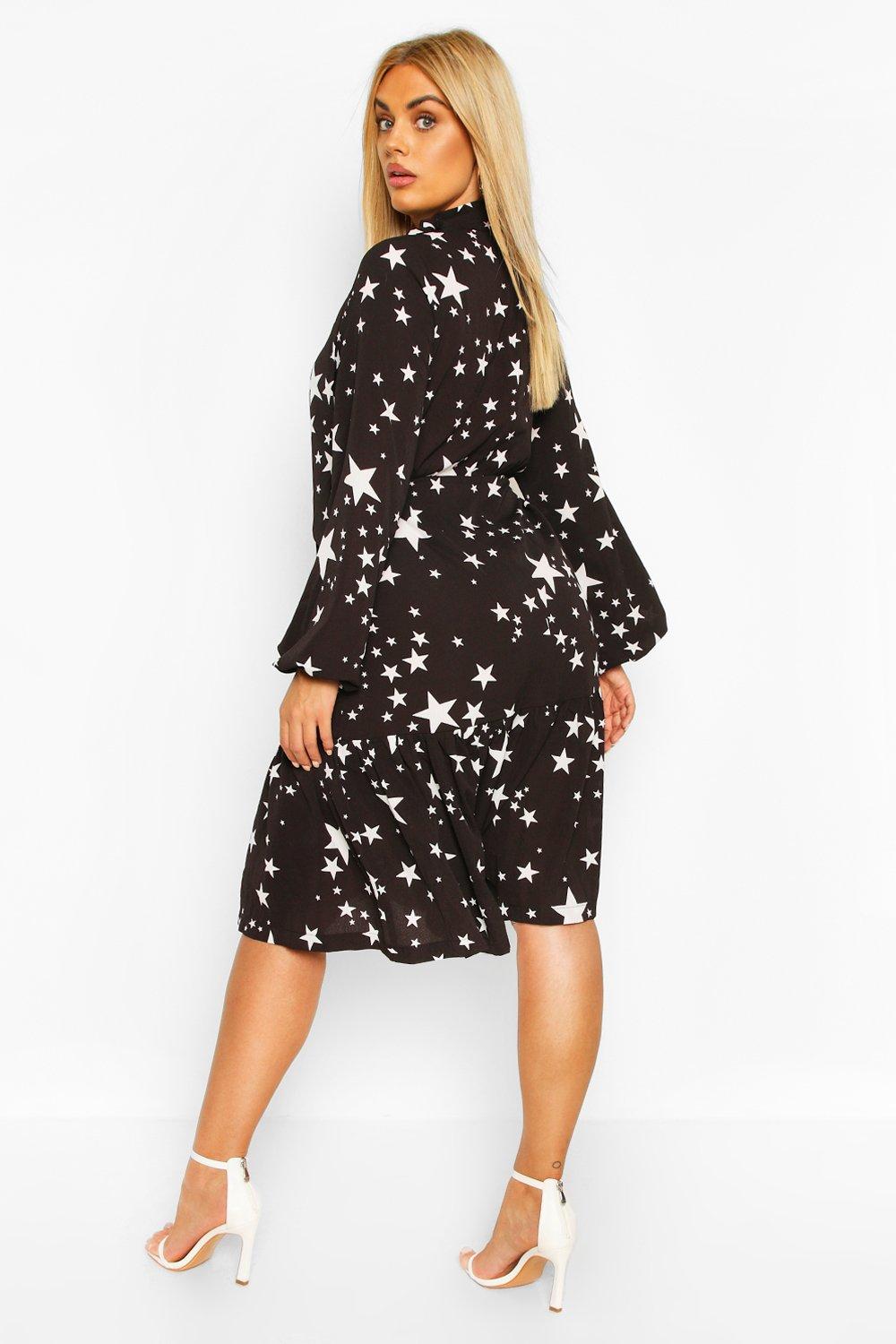 Boohoo star print store wrap midi dress