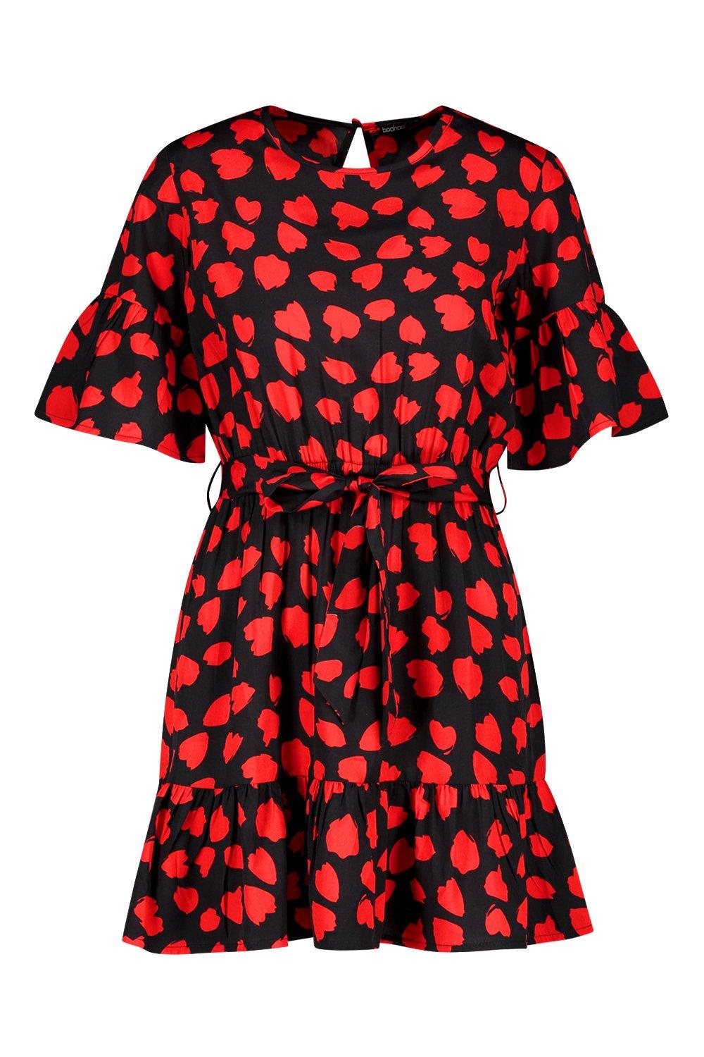 Boohoo heart dress hotsell