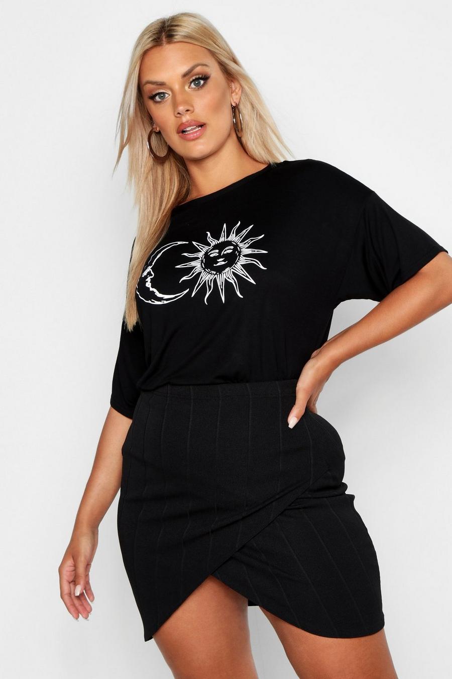 Plus - Kortärmad t-shirt med sol och måne image number 1