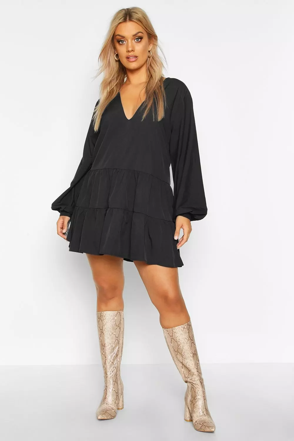 Boohoo v shop neck dress