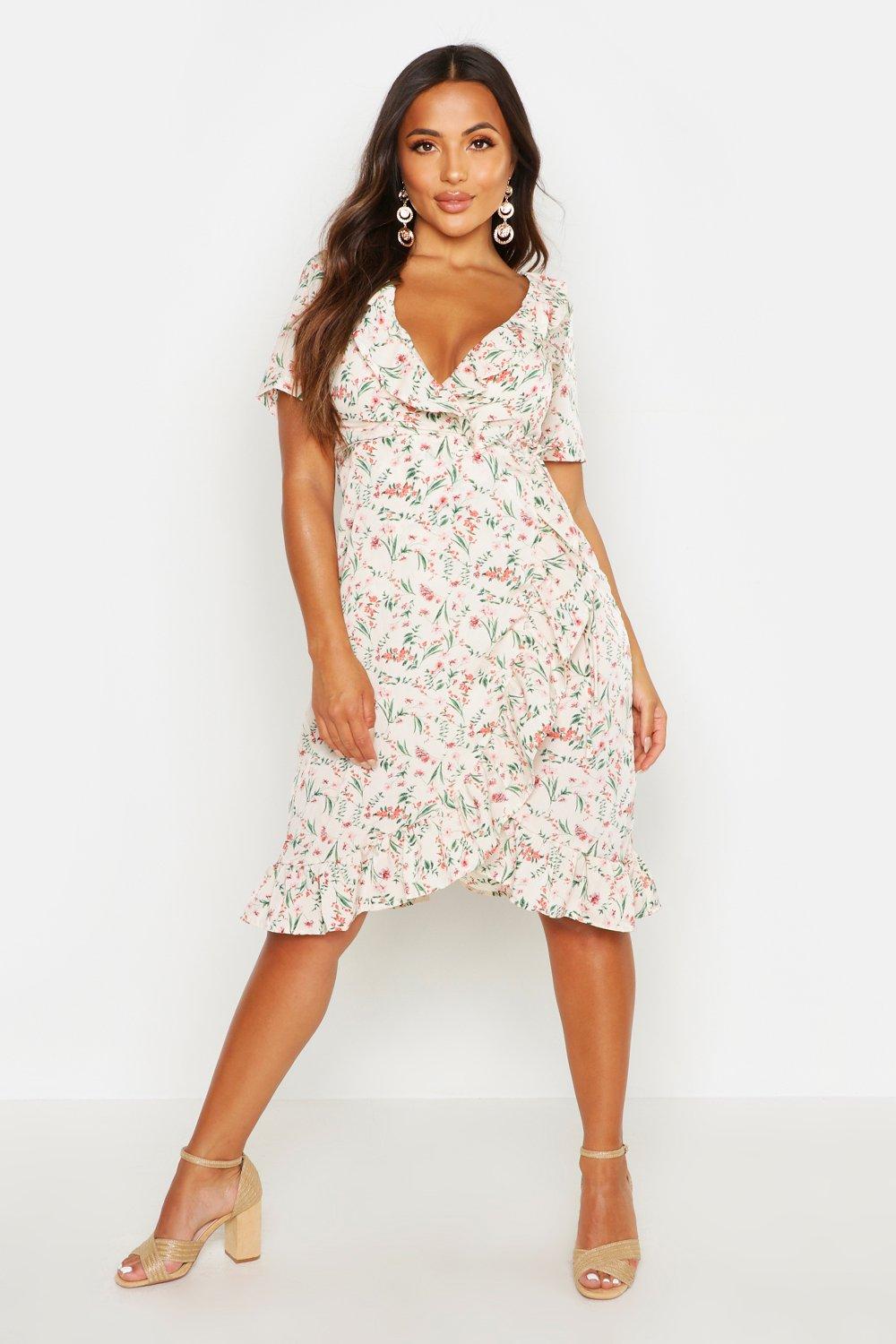 boohoo petite wedding guest dresses