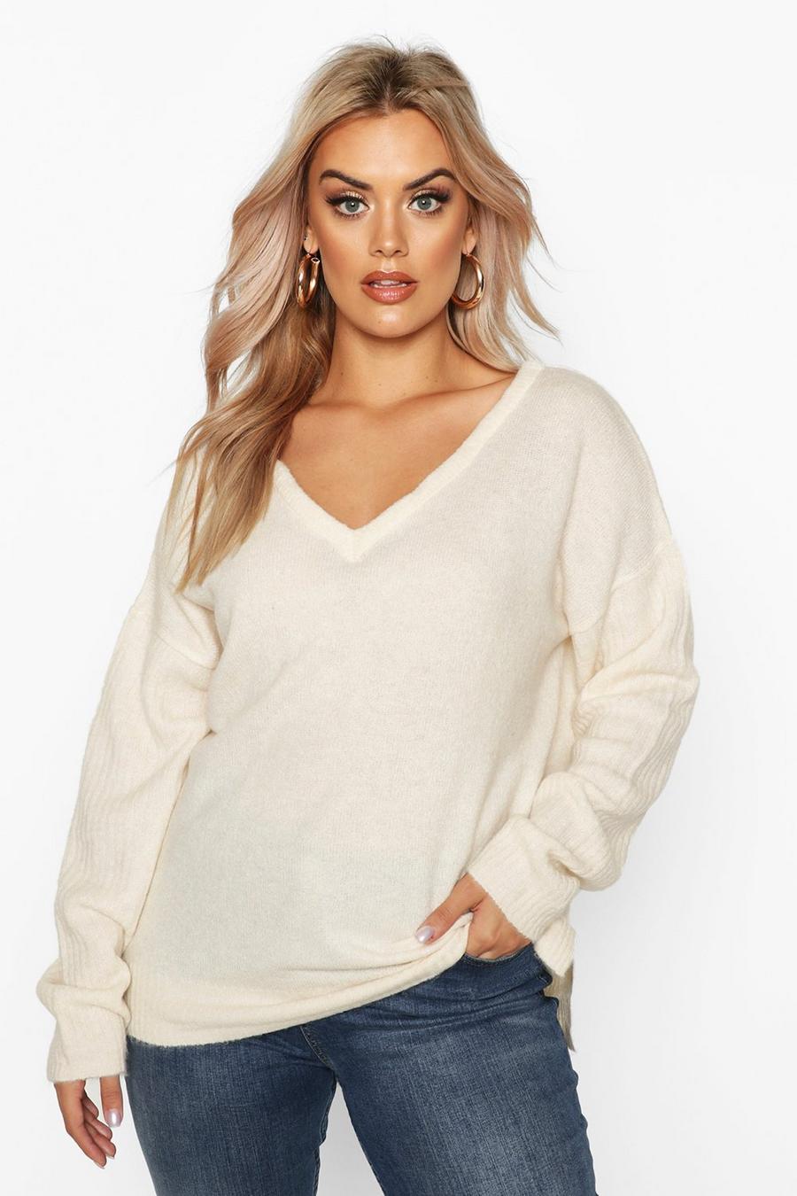 Ivory white Plus Jumper With V Neck Detail Front And Back image number 1