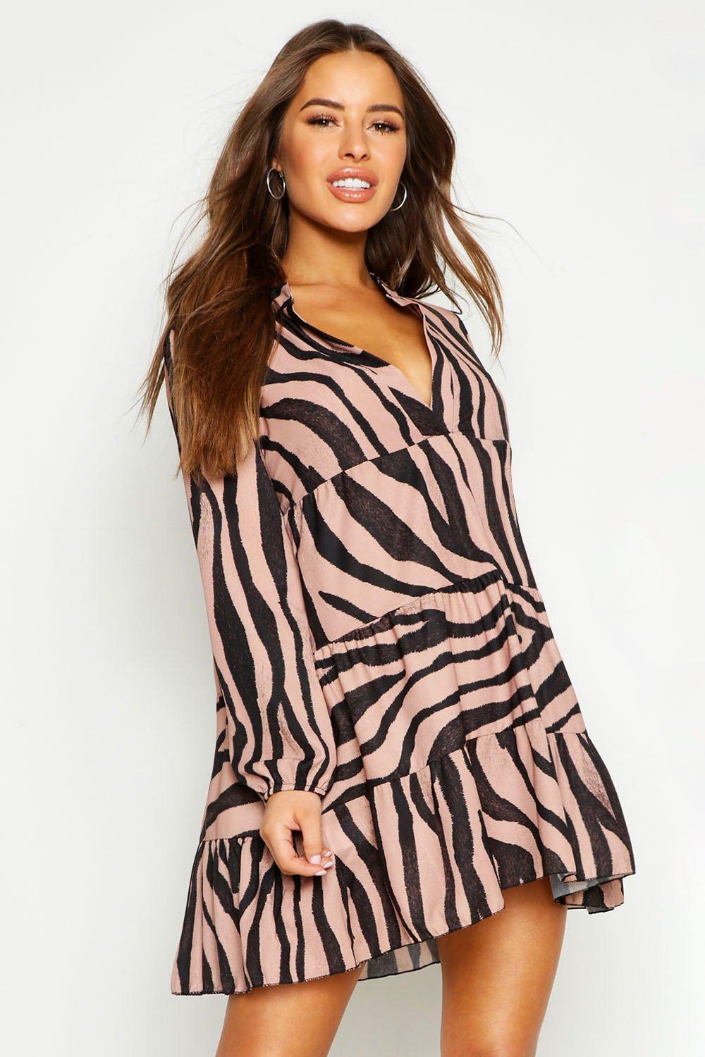 Boohoo leopard print outlet smock dress