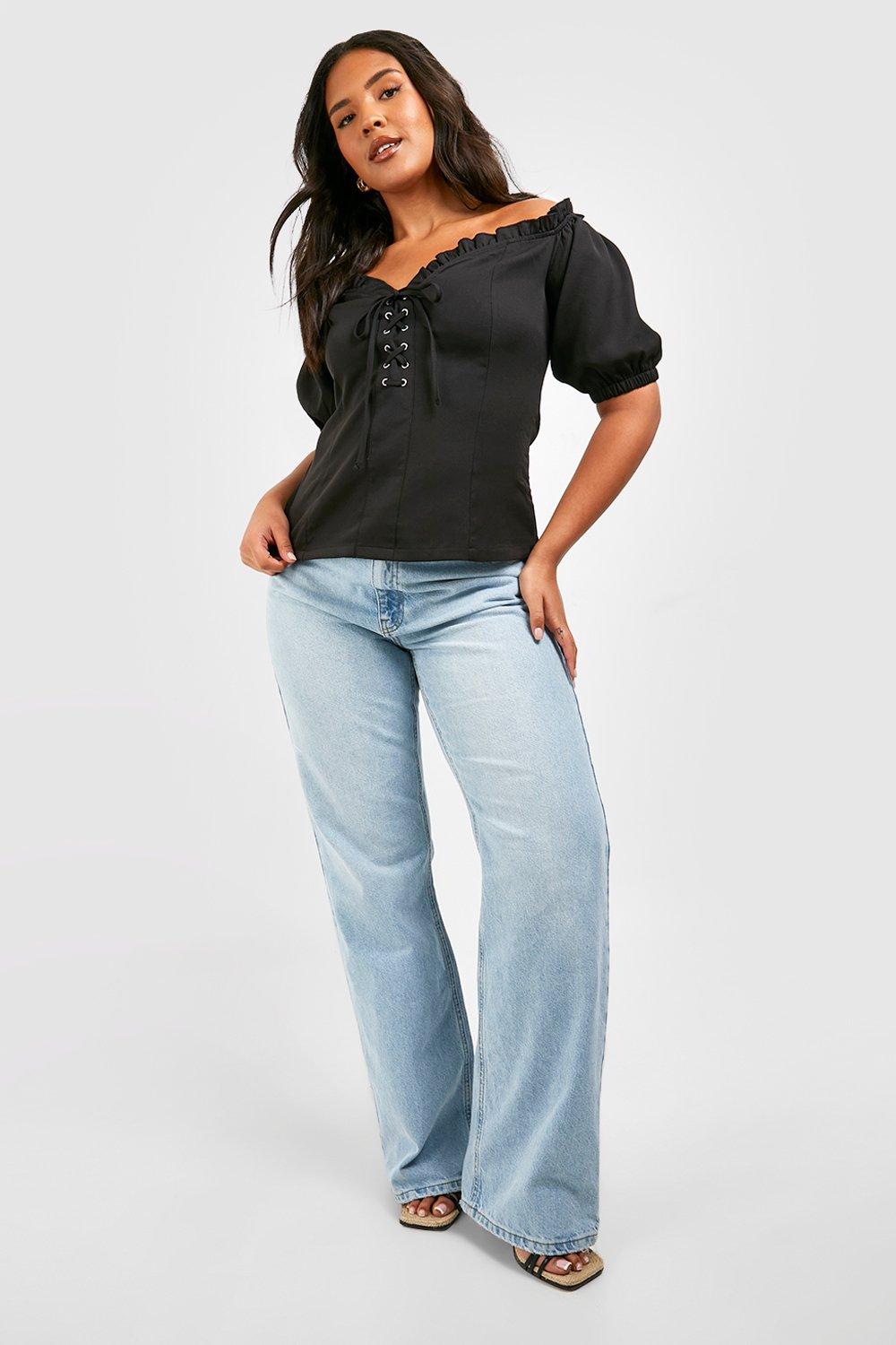 Off the shoulder shirt with black lace bra & jet black pants