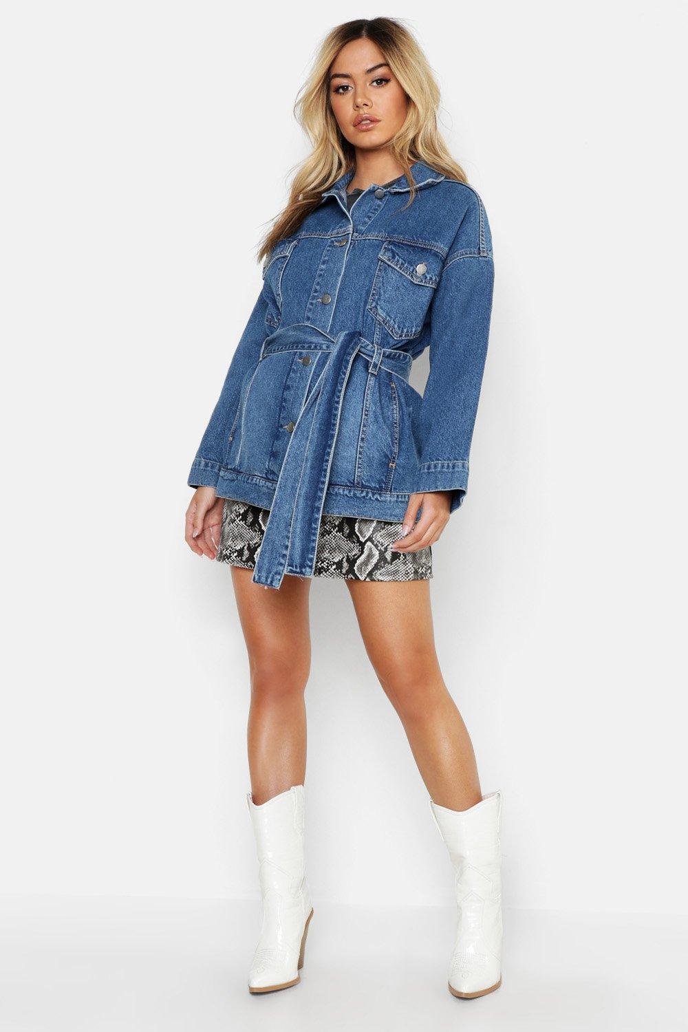 denim shorts dark blue