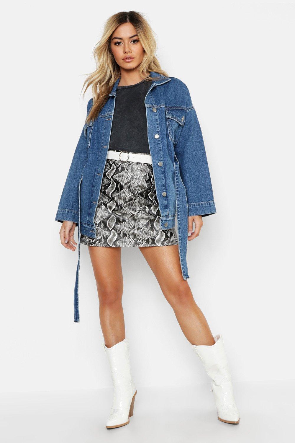 Boohoo petite denim on sale jacket