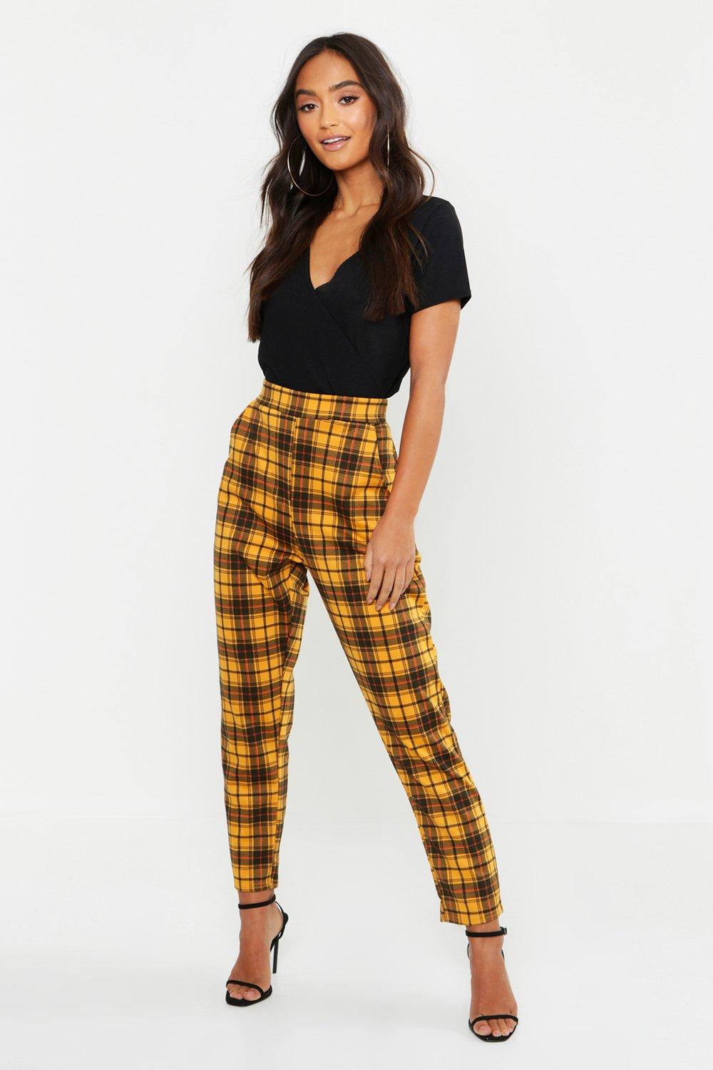 boohoo yellow trousers