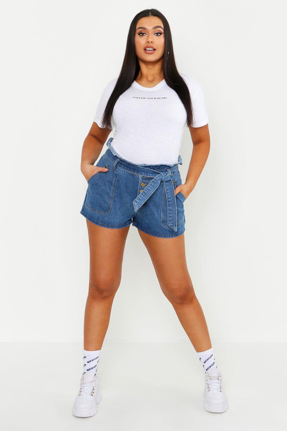 boohoo shorts plus size