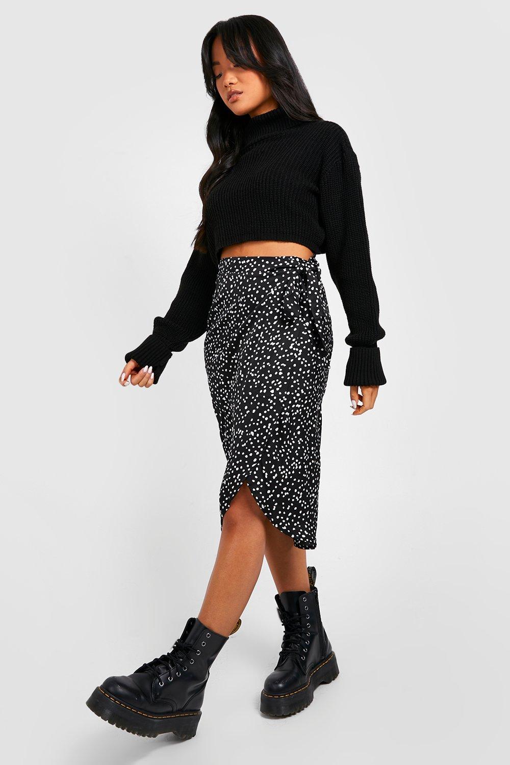 Boohoo exclusive satin wrap midi skirt in spot clearance print