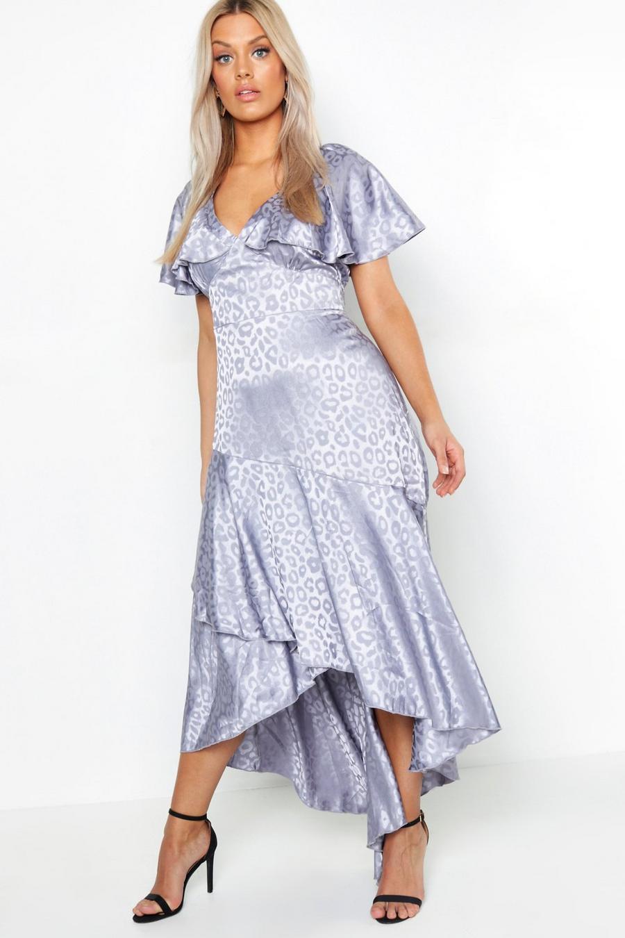 Plus Maxi-Kleid in Satin-Optik aus Jacquard-Stoff in Flecken-Print und Volant image number 1