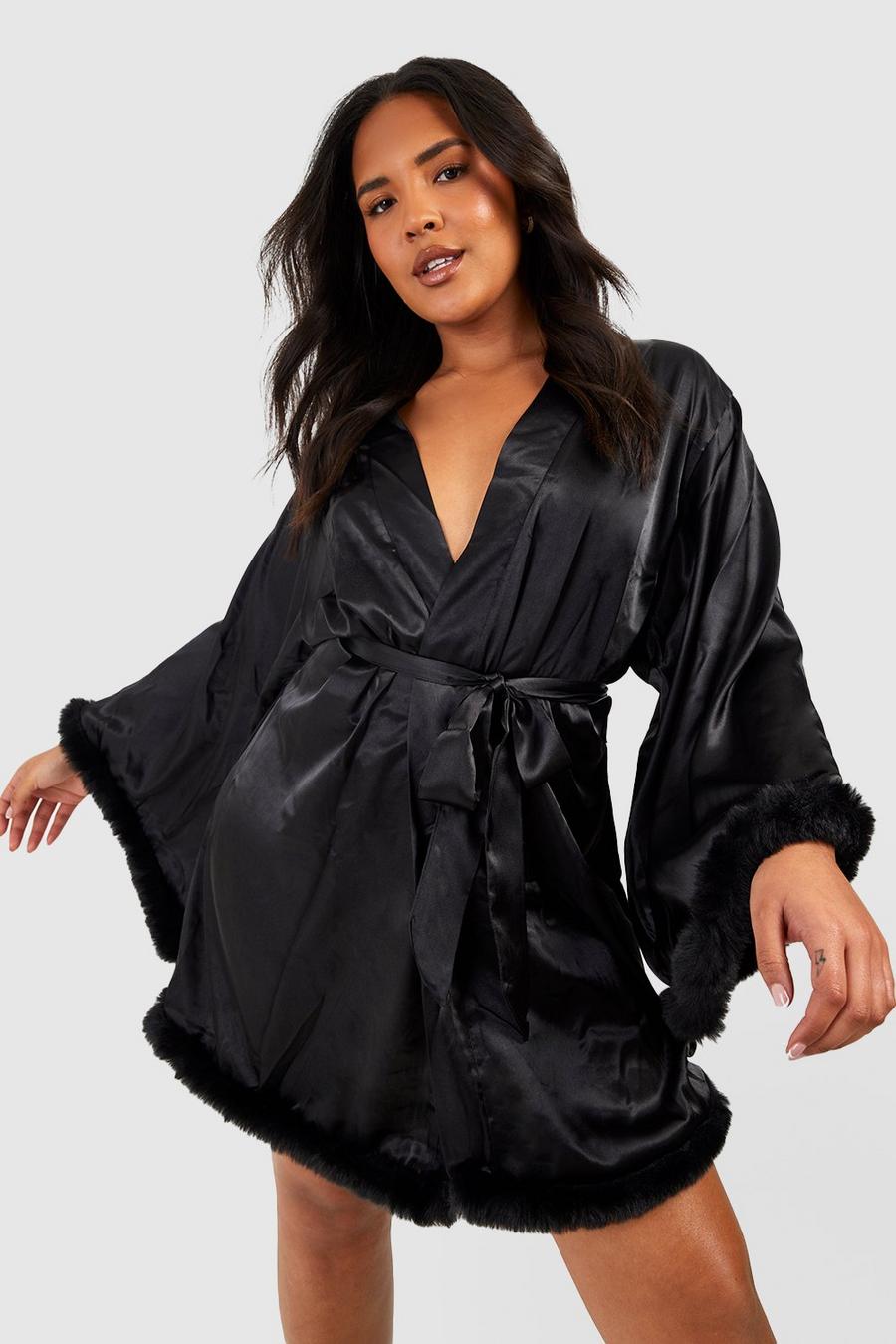 Zwart Korte Kimono Met Pluizige Mouwen image number 1