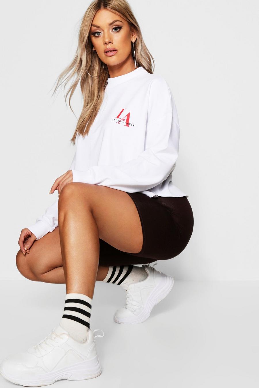 Plus - "LA" Sweatshirt med slogan och rundad kant image number 1