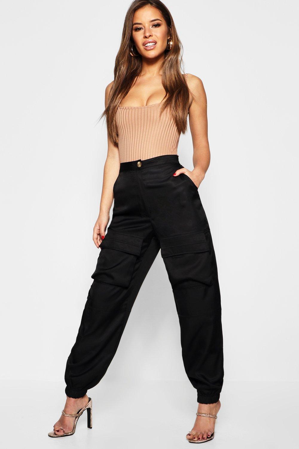 women's petite cargo pants with pockets