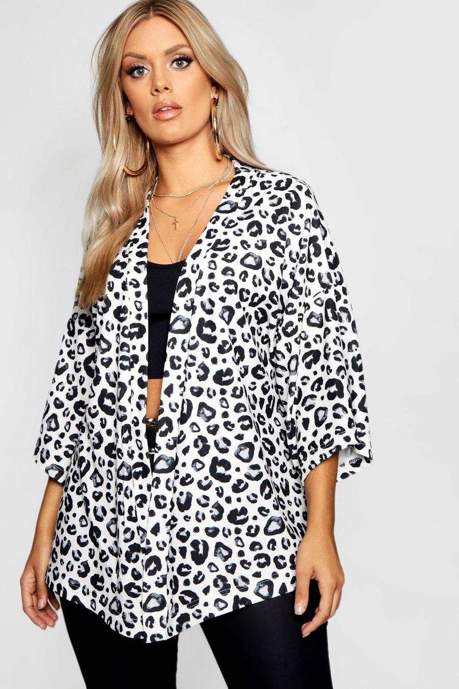 Plus Leopard Print Kimono image number 1