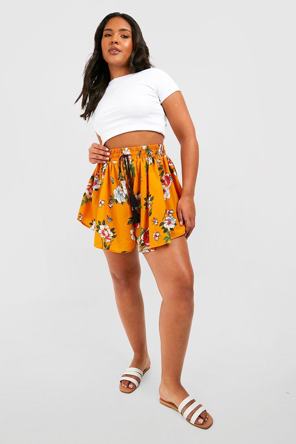 Plus size deals floral shorts