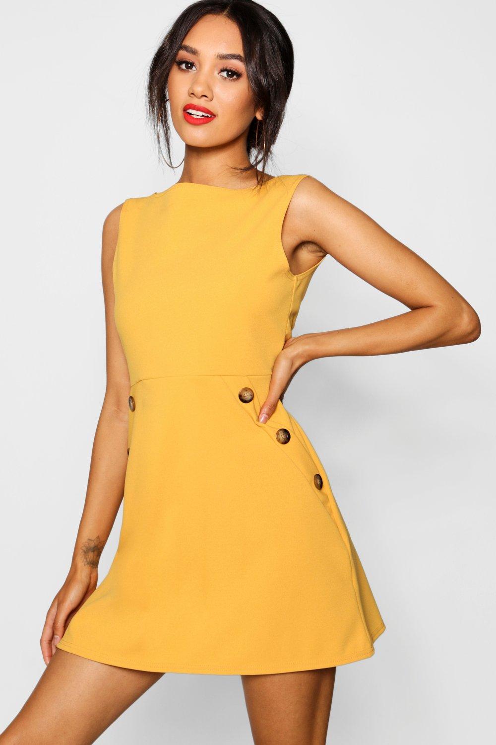 button shift dress