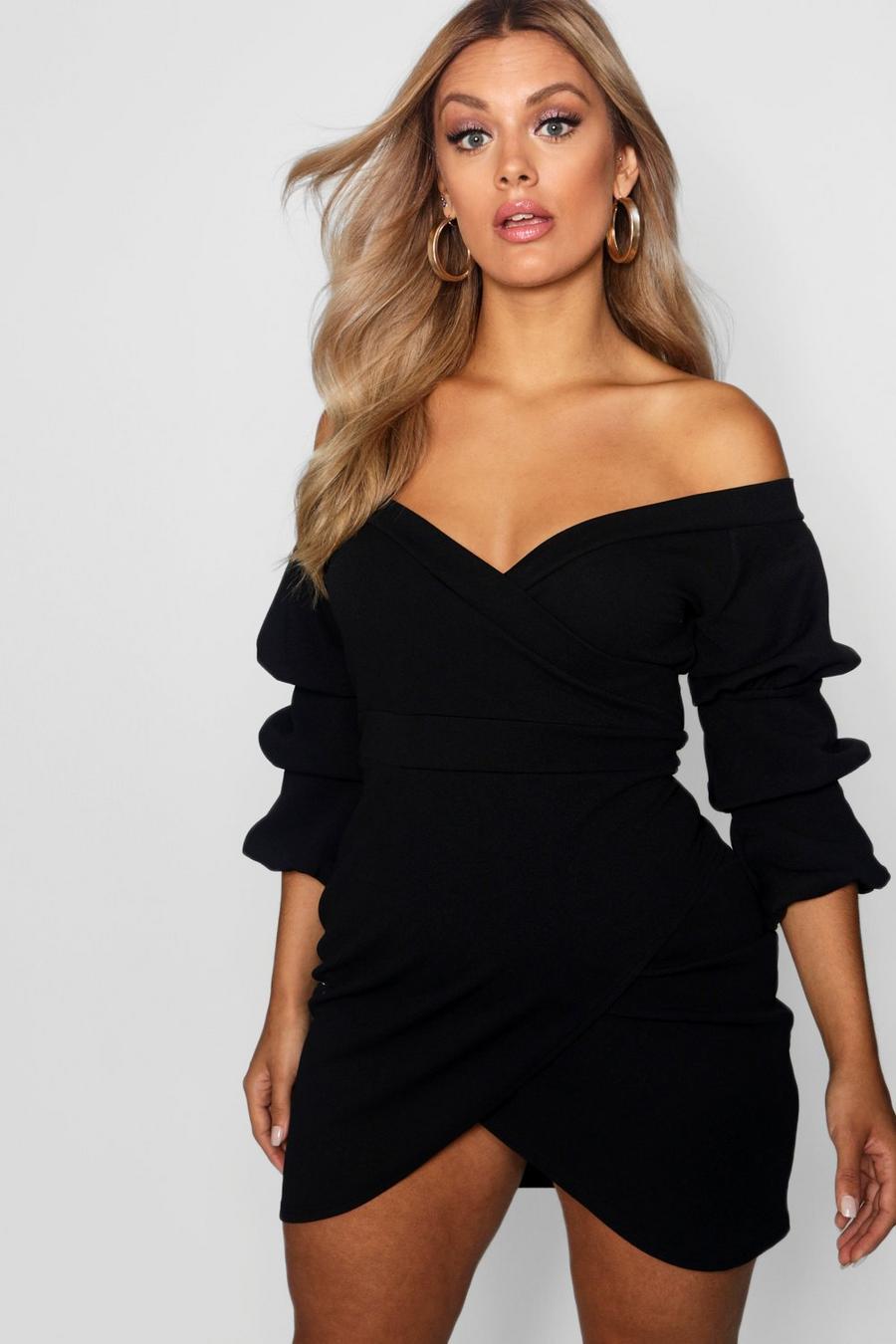 Black Plus - Off shoulder-klänning i figurnära omlottmodell image number 1