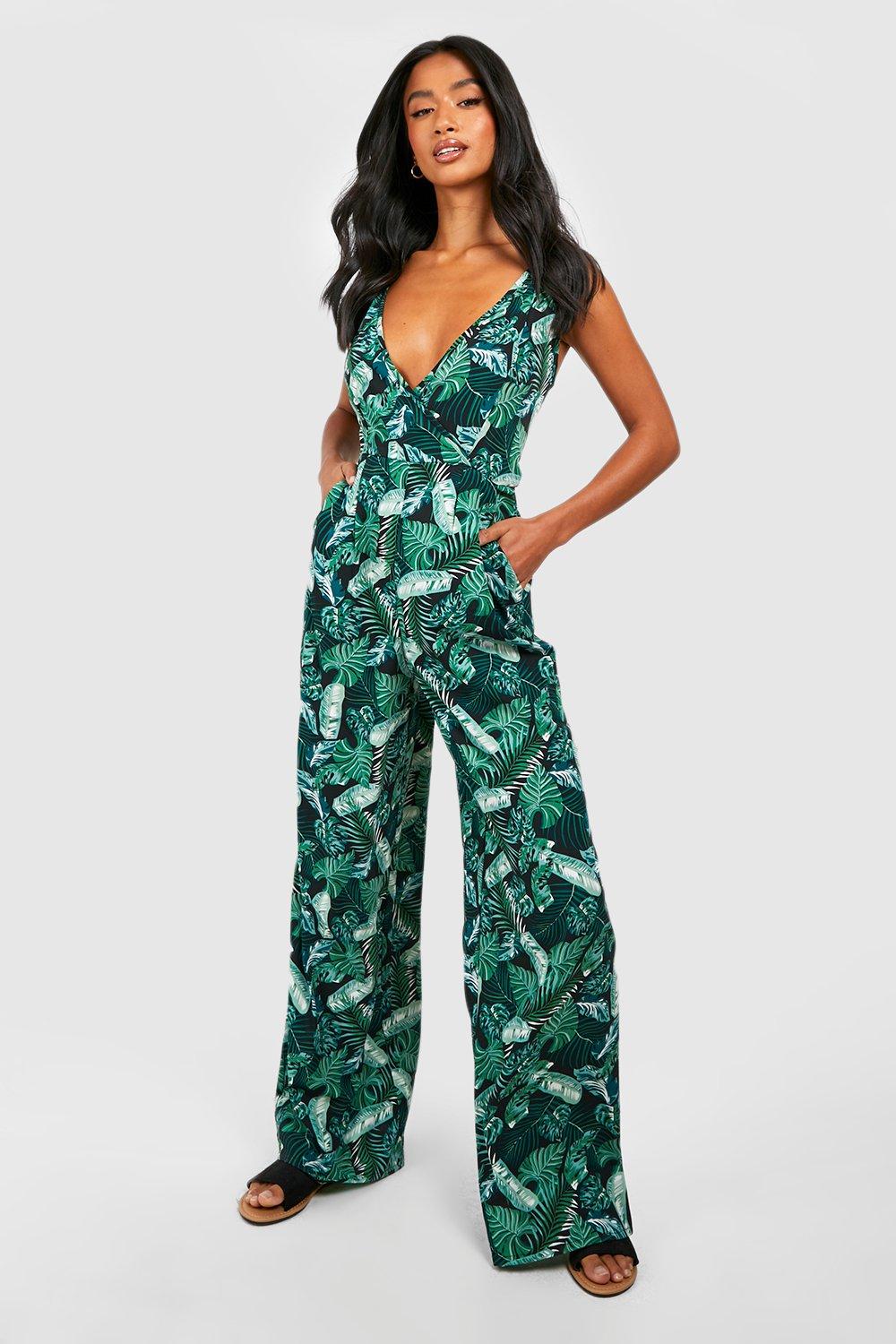 Boohoo Women s Petite Palm Print Wrap Front Jumpsuit