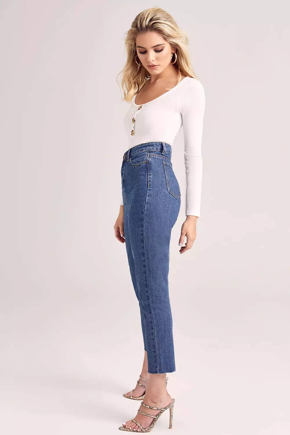 Frayed hem jeans petite sale