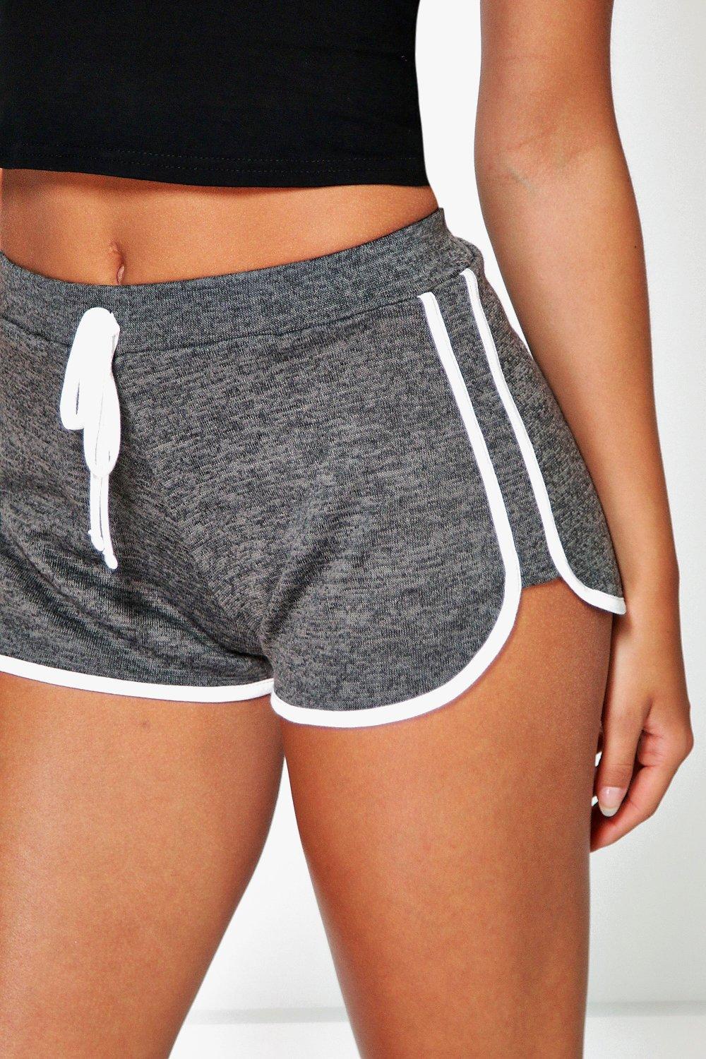 Petite Space Dye Knitted Gym Running Shorts boohoo
