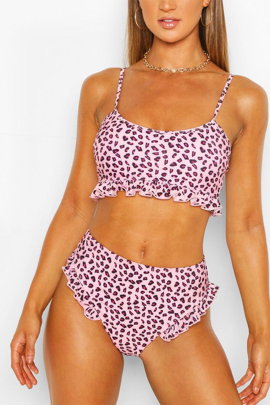 Leopardmönstrade bikinitrosor med volanger och hög midja image number 1