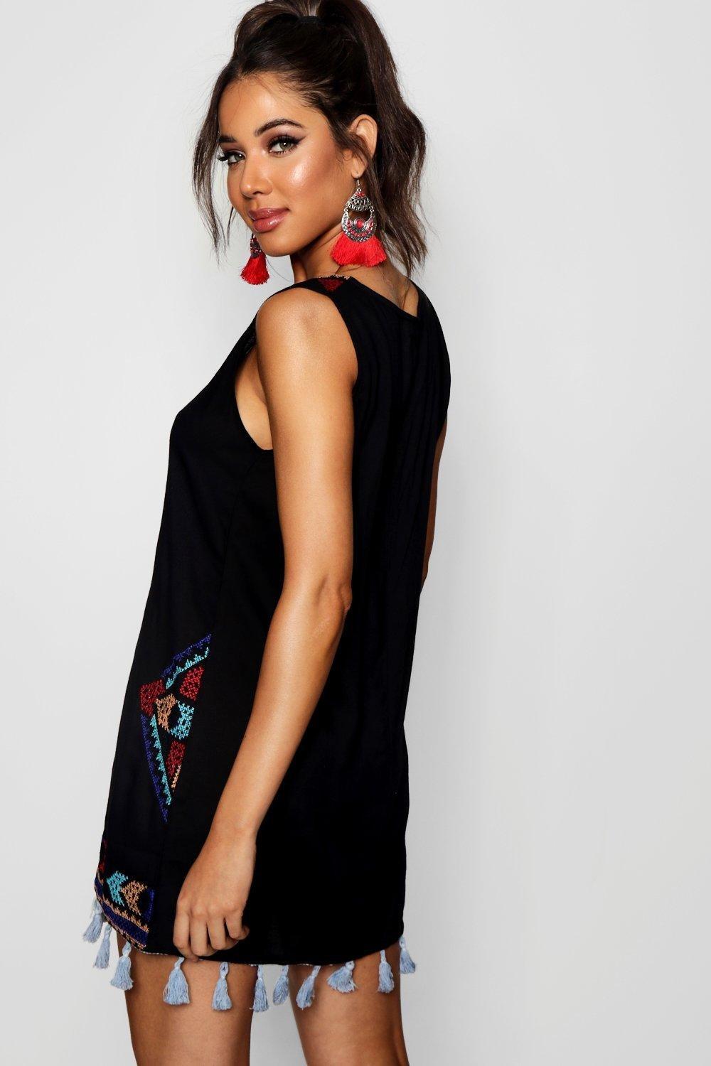 Boohoo black best sale embroidered dress