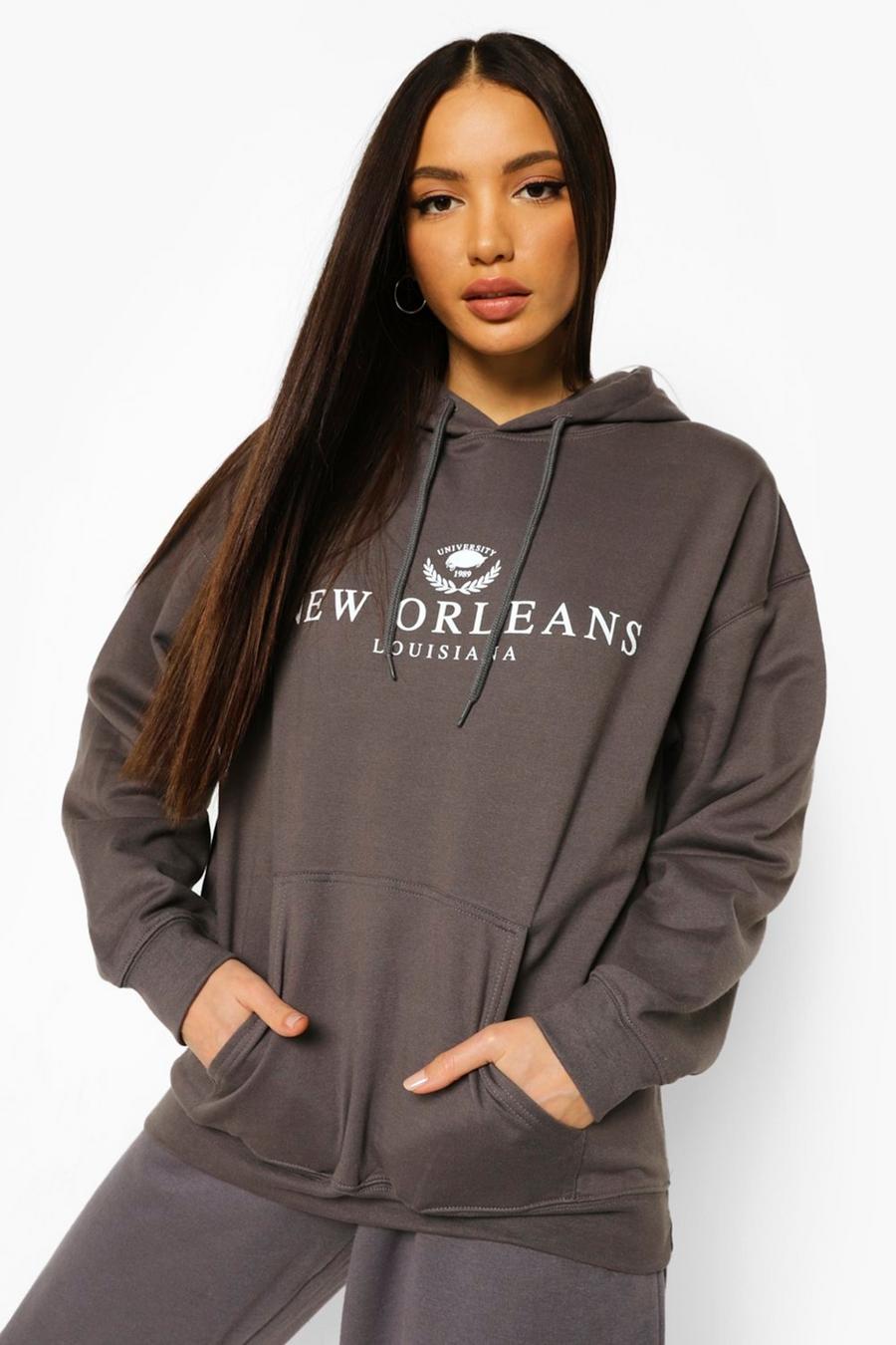 Charcoal Tall - "New Orleans" Hoodie med tryck i collegestil image number 1