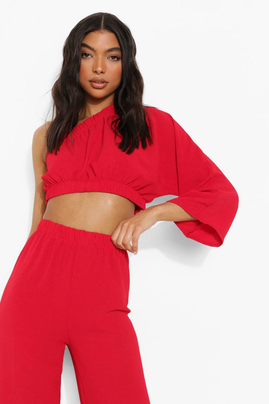 Red Tall Linen Look Puff Asymmetric Crop Top image number 1