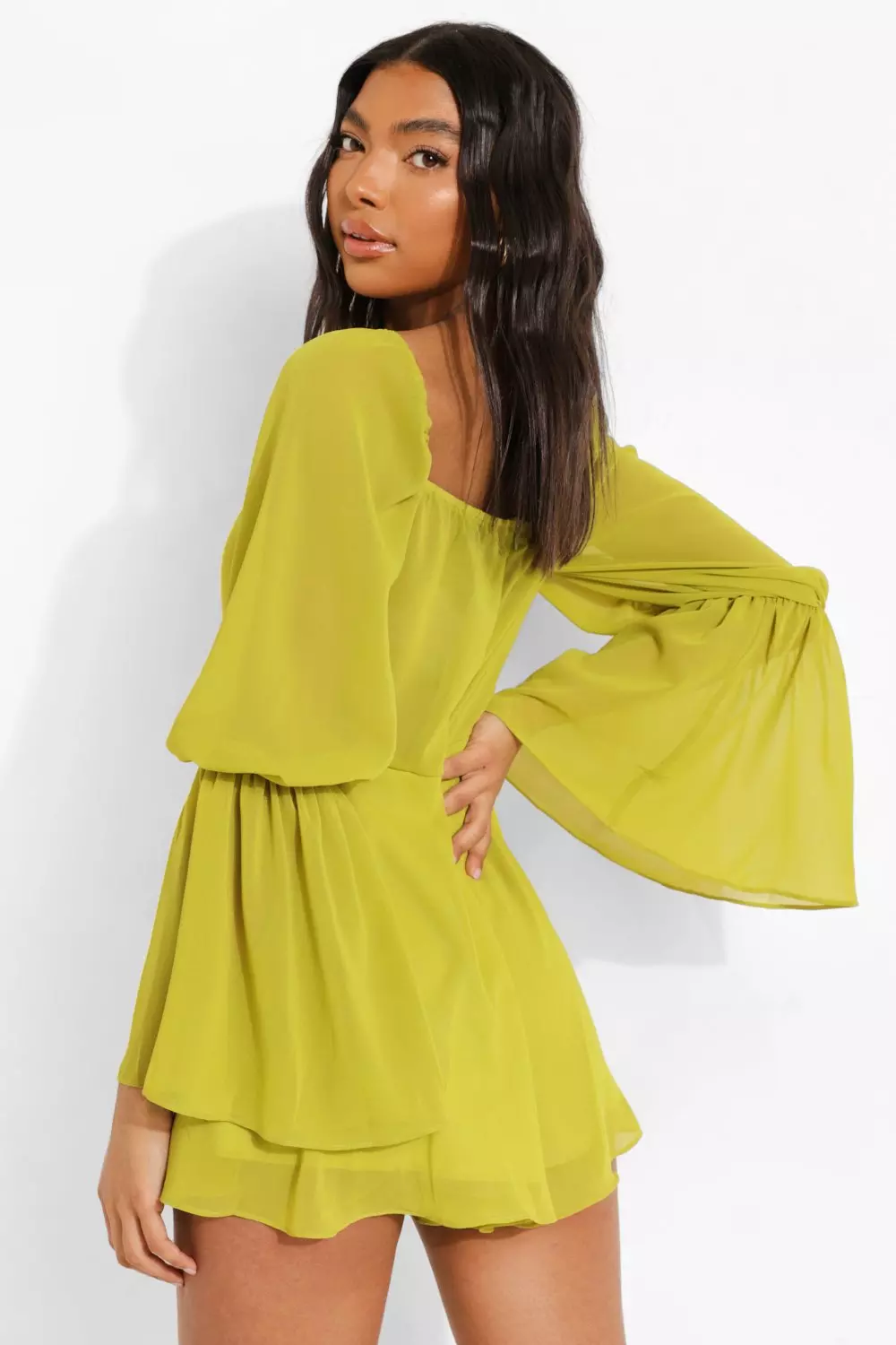 Chartreuse أفرول قصير بتفصيلة طويلة ونمط قروي صورة بديلة