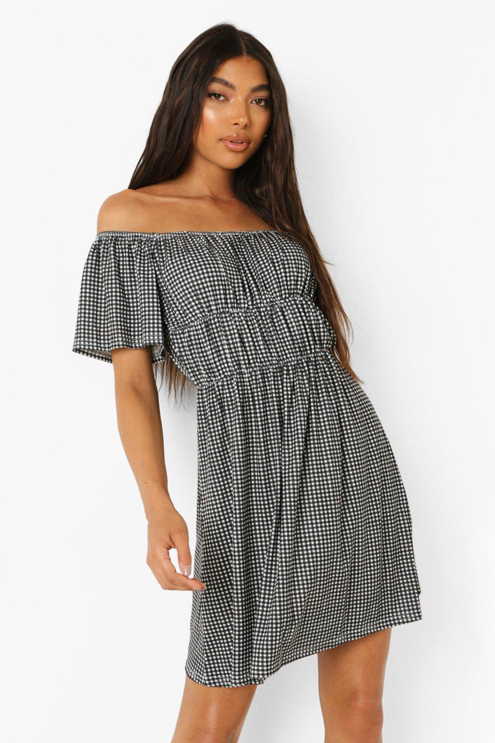 Boohoo angel sleeve 2025 ruched mini dress