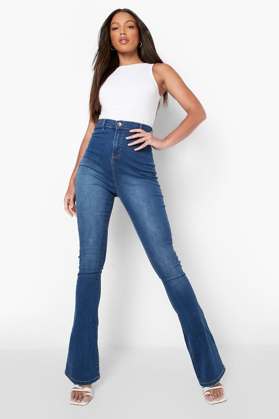 Mid blue Tall - Skinny jeans med utsvängda ben och hög midja image number 1