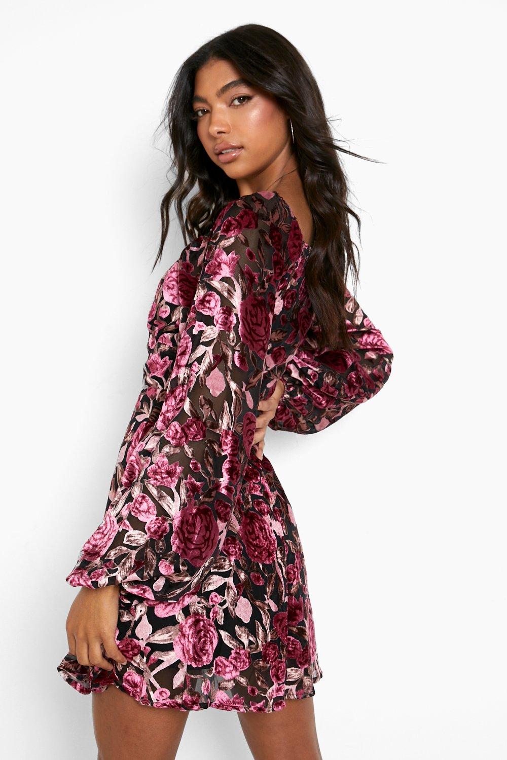 Velvet skater dress outlet long sleeve