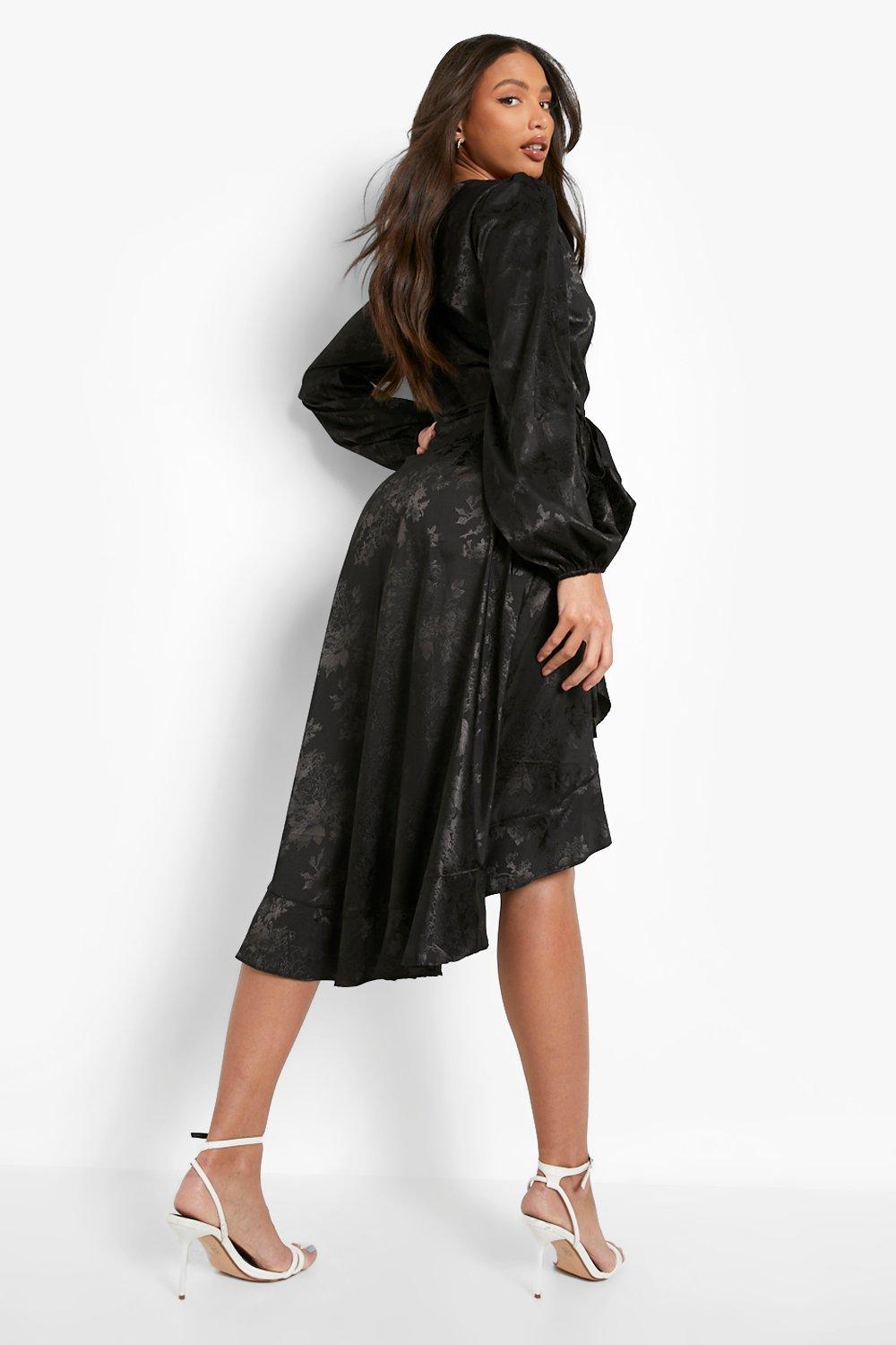 Boohoo silk hotsell wrap dress