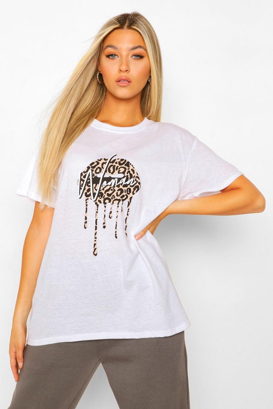 Camiseta con estampado de labios de leopardo y eslogan “Woman” Tall, Blanco image number 1