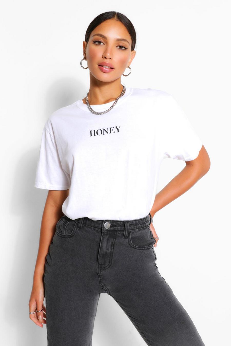 Tall - "Honey" T-shirt med slogan image number 1
