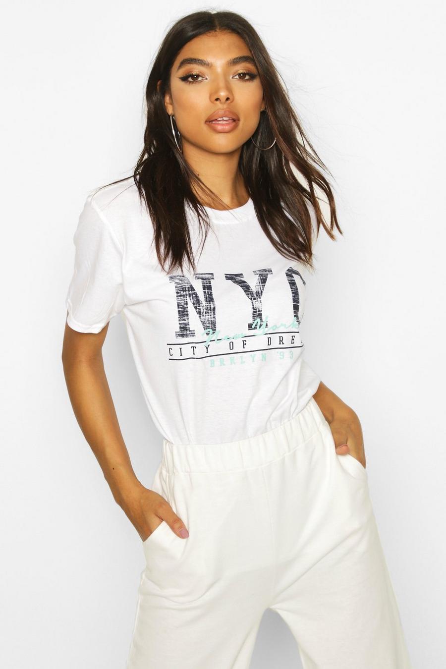 T-shirt Tall con scritta NYC image number 1