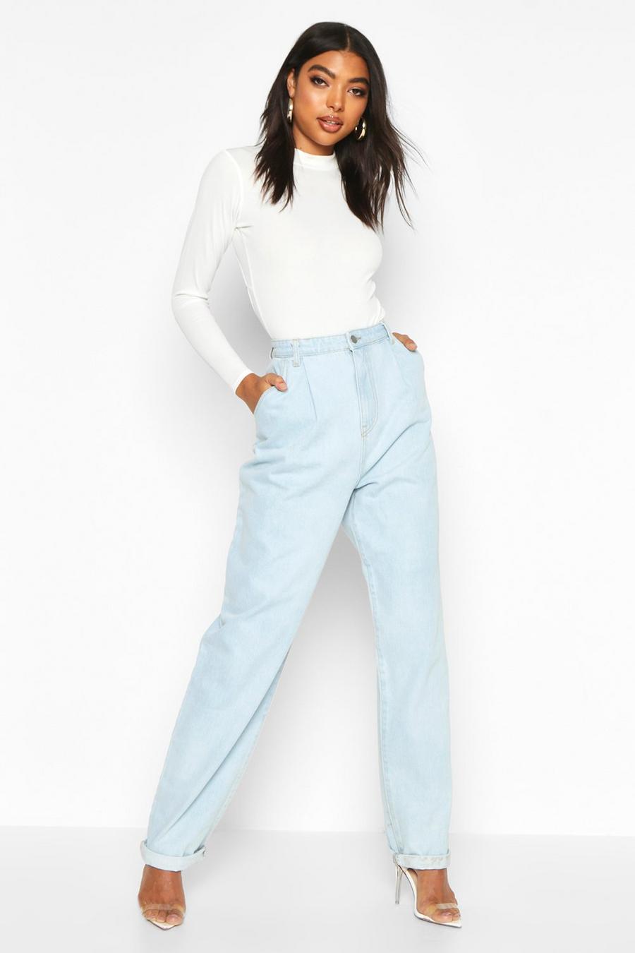 כחול ביניים ג'ינס גזרת בויפרנד עם חפתים מקופלים לנשים גבוהות image number 1