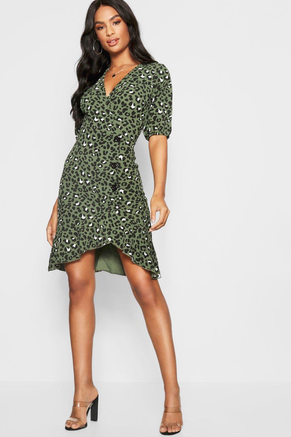 Boohoo green 2025 leopard print dress