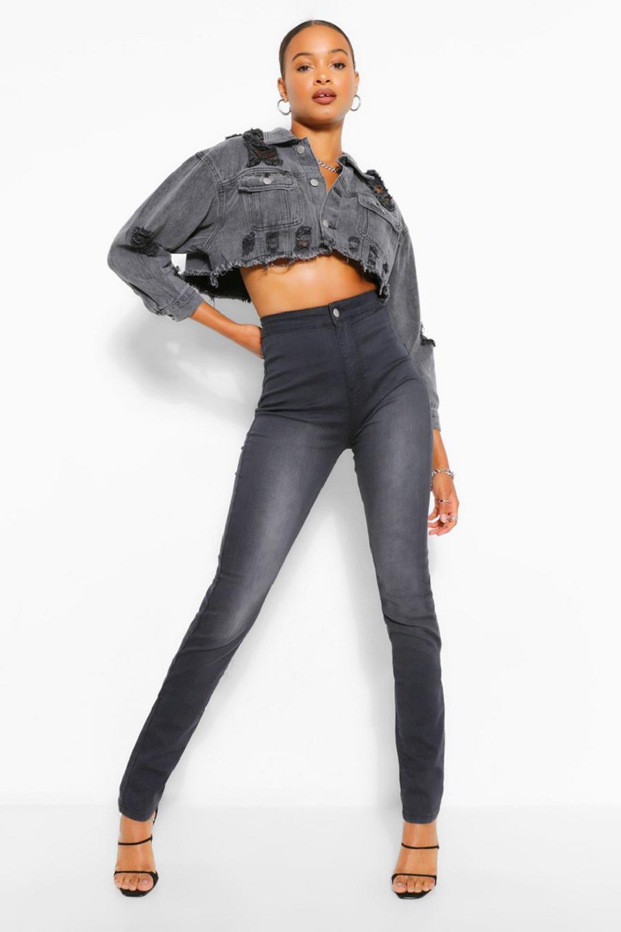 Tall schwarze Jeans mit Waschung und hohem Bund 36““ image number 1