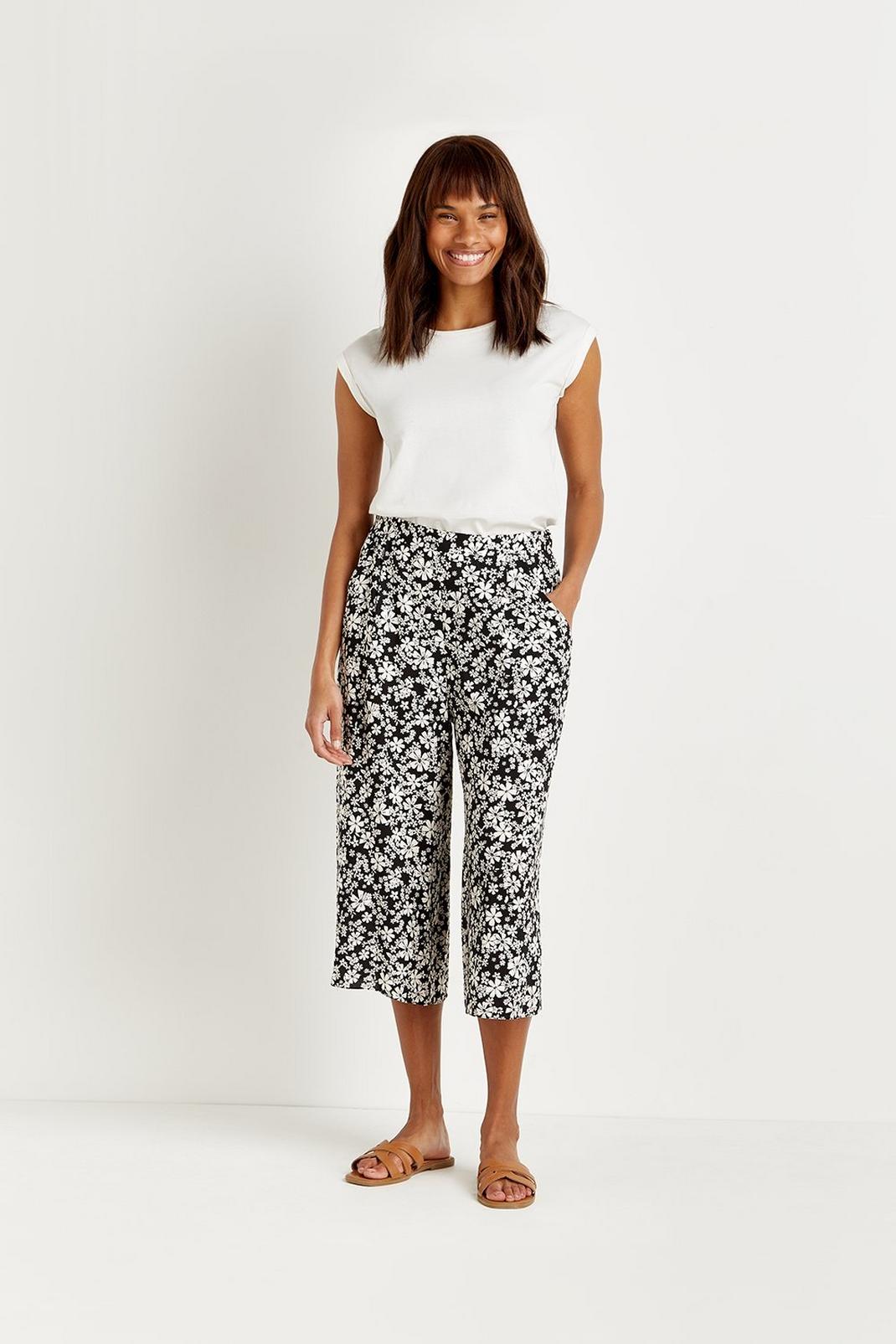 Black Petite Mono Daisy Cropped Pull On Trouser image number 1