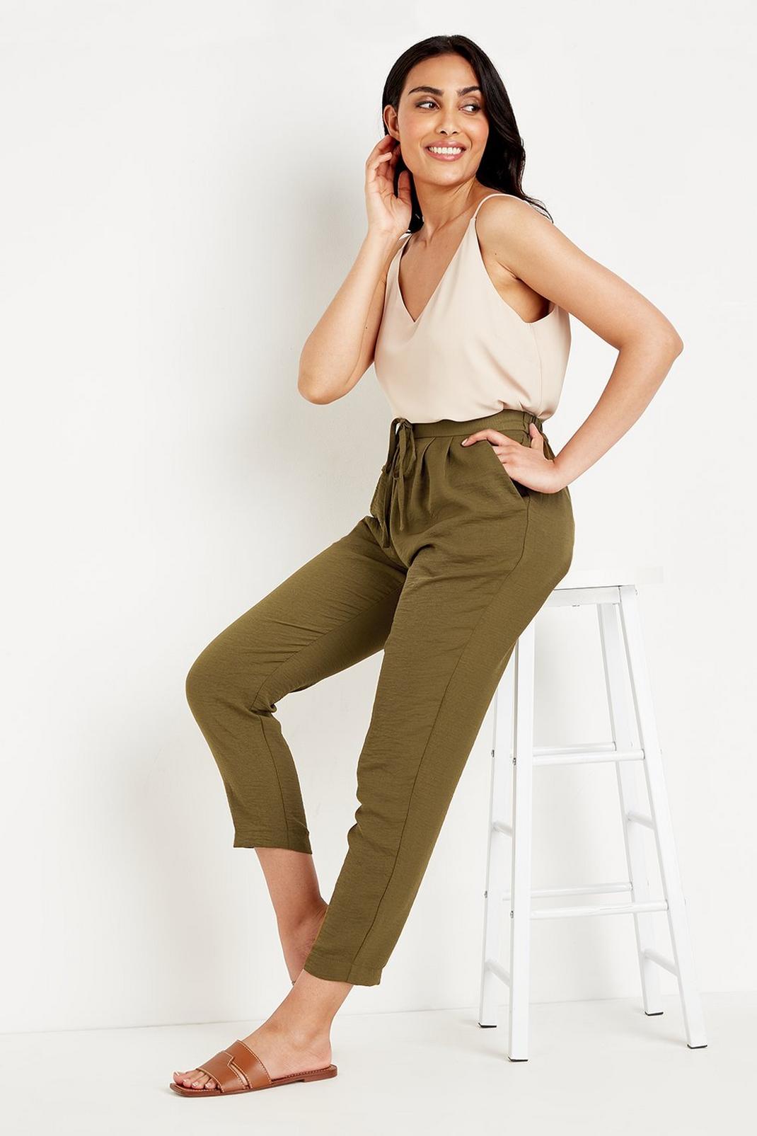 412 Petite Linen-look Jogger image number 1
