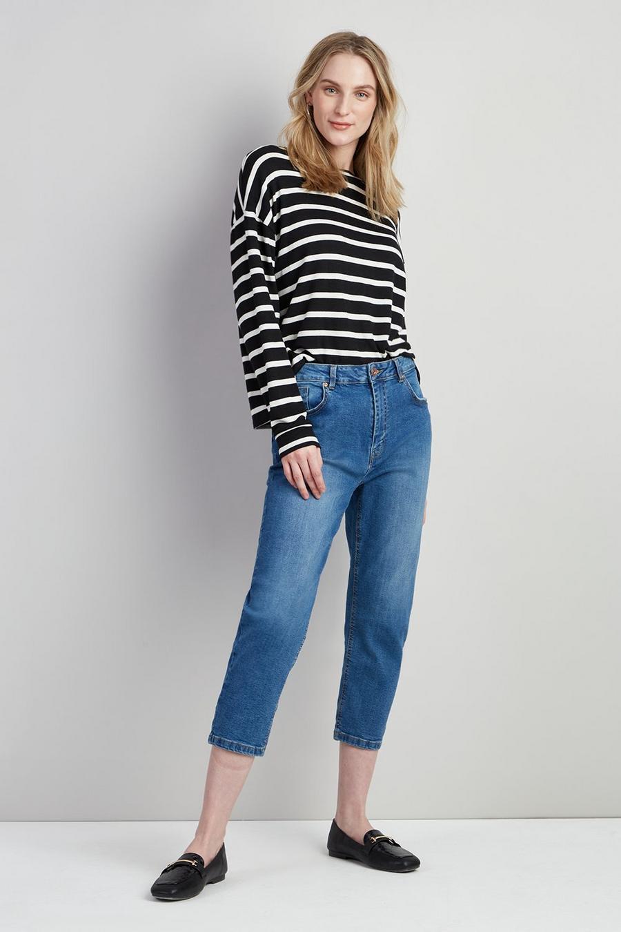 Petite Demi Cropped Straight Jeans