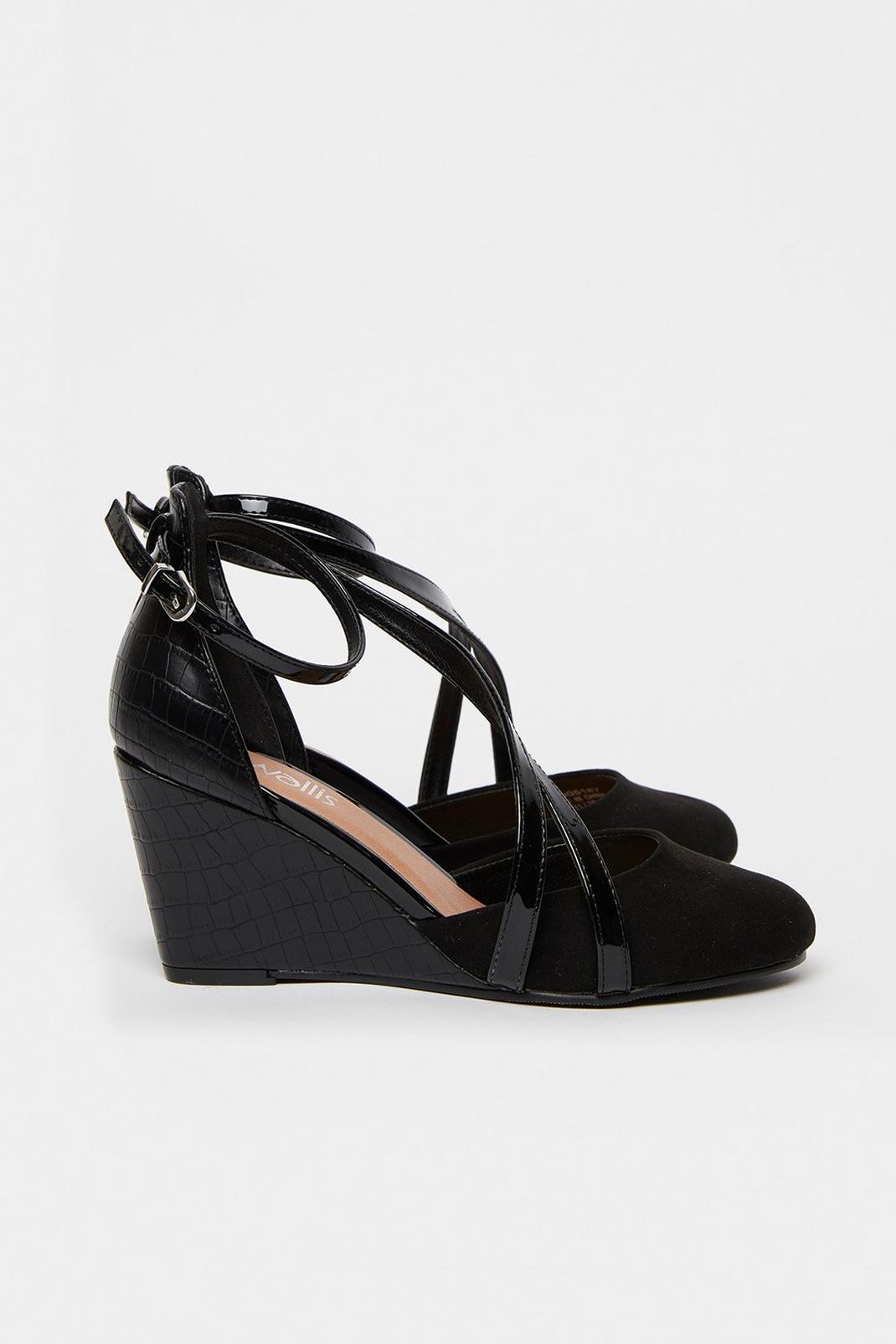 105 Wedge Court Shoe image number 2