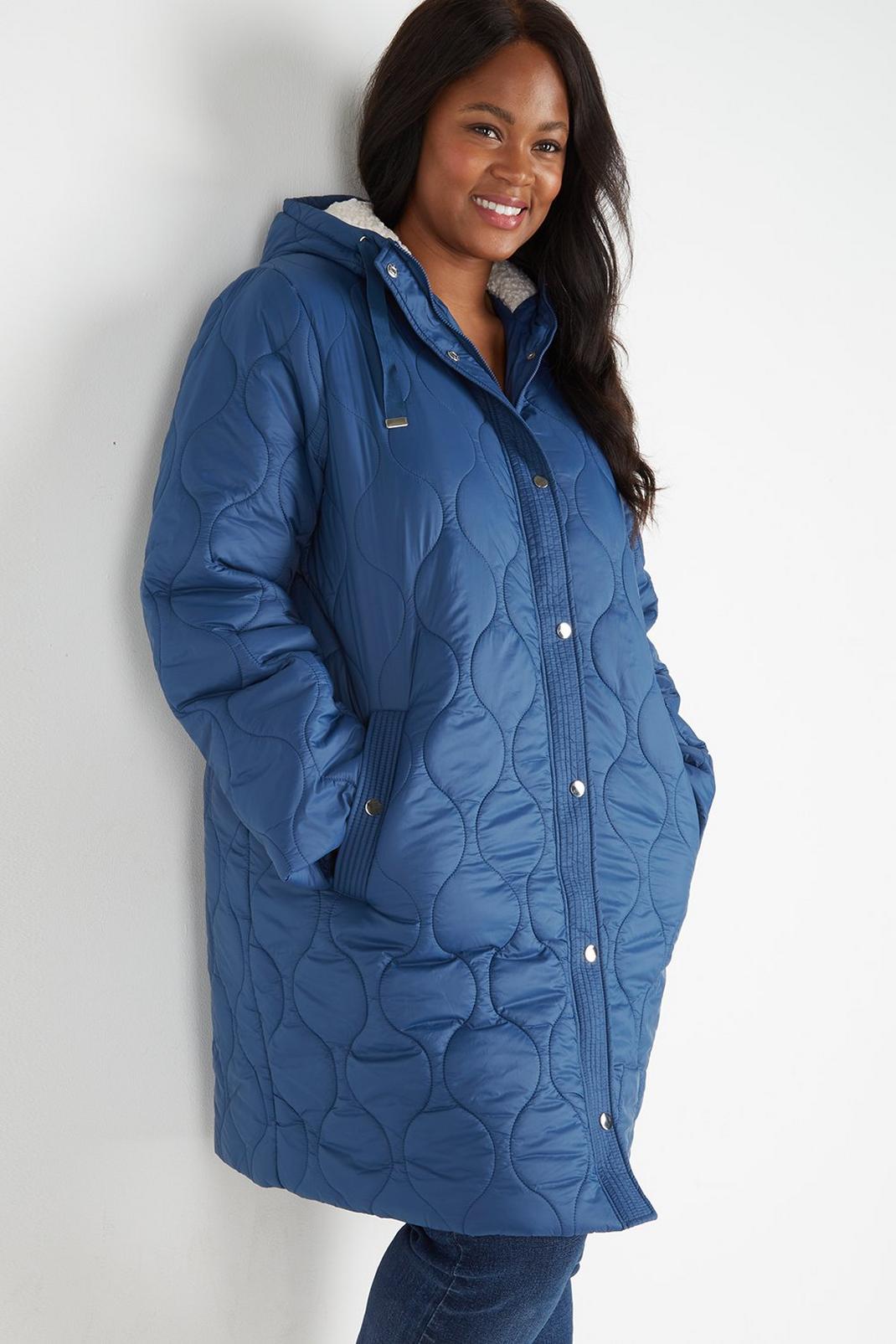 106 Curve Quilted Coat image number 2