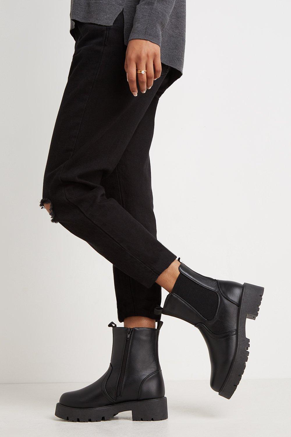 Amina chelsea store bootie