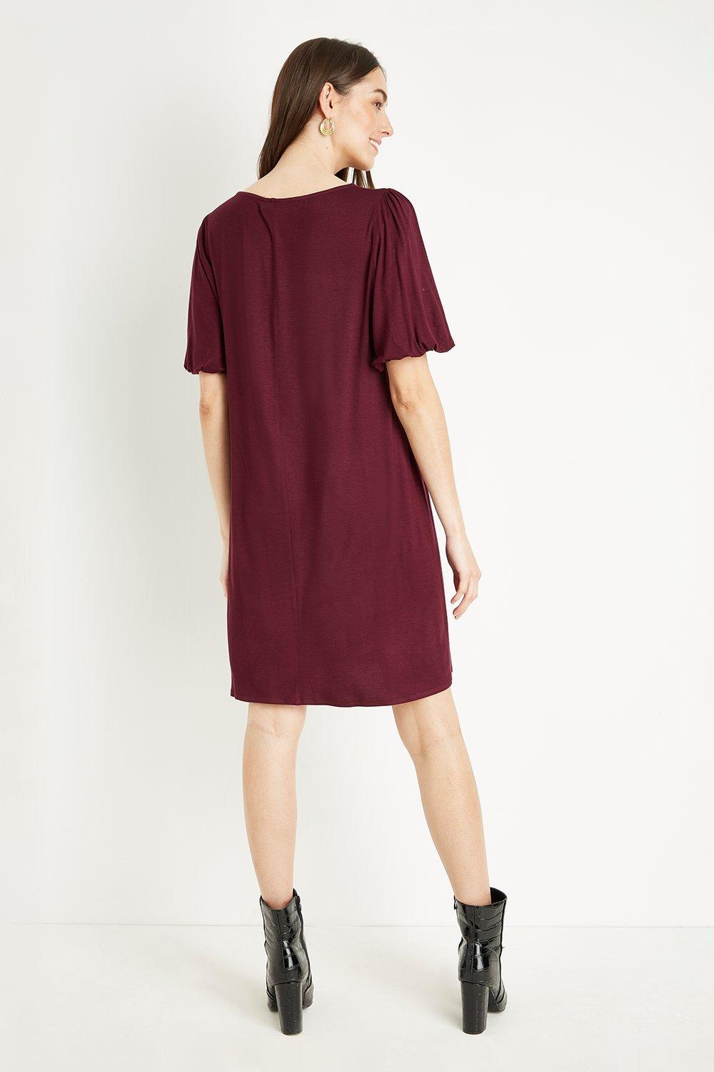 berry shift dress