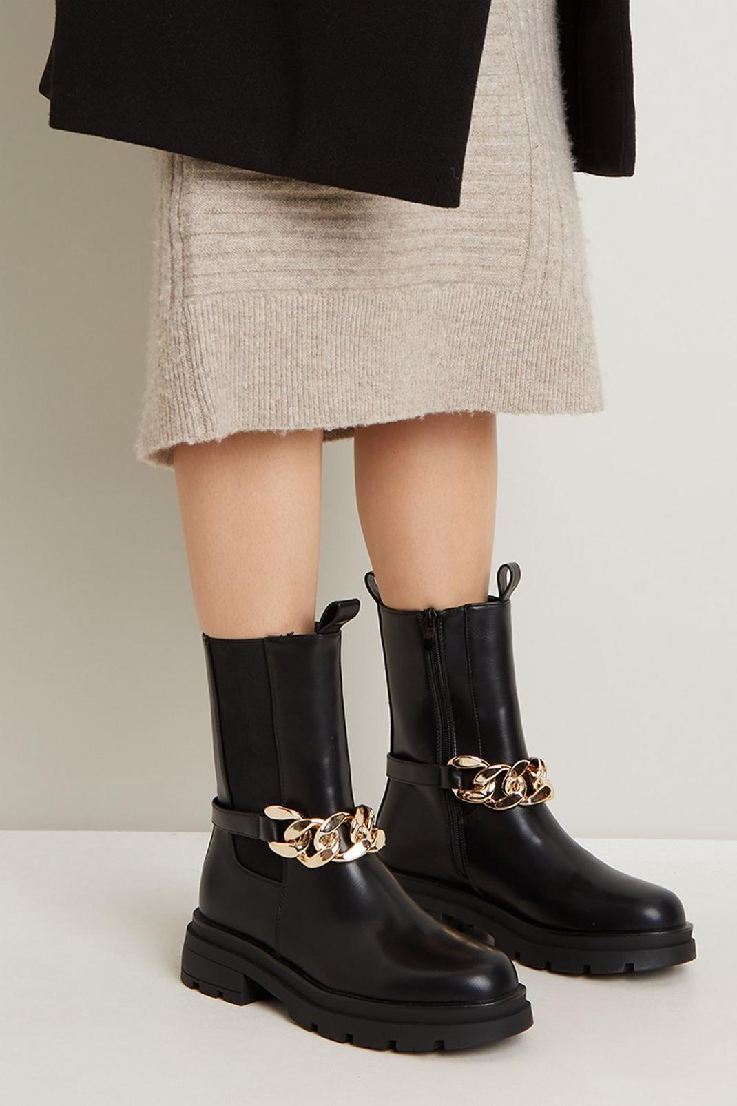 105 Tabby Chunky Chain Chelsea Boot image number 2