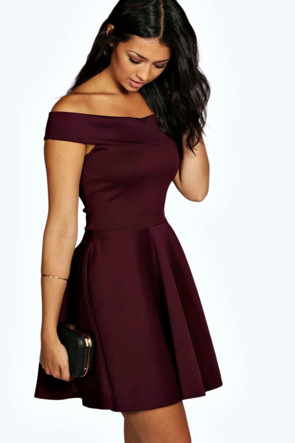 Boohoo 2024 maroon dress